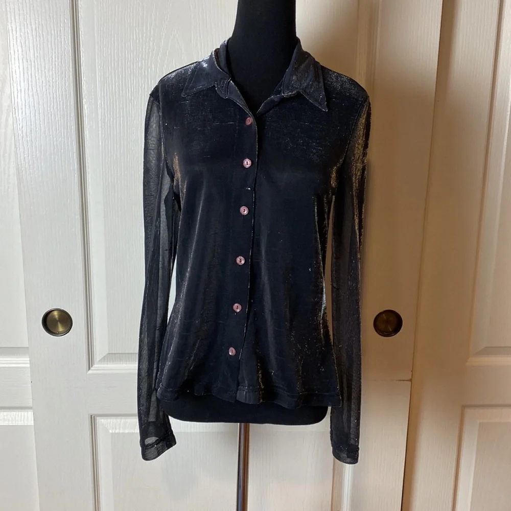 VINTAGE SHEER BLACK W SILVER THREAD LONG SLEEVE BUTTON UP